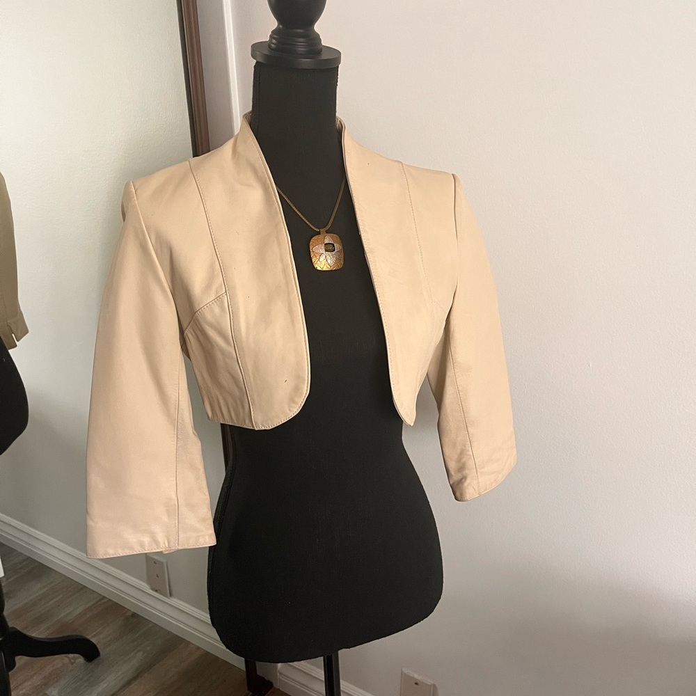 White House|Black Market Cropped Cream Leather Jacket